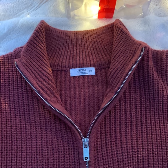 ARDENE Sweater - Picture 2 of 3